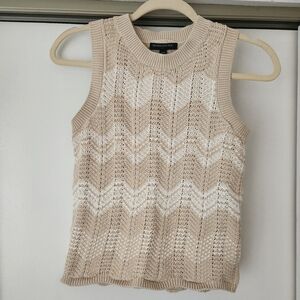 Banana Republic Women's Beige Sweater Vest